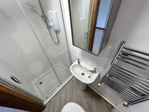 Photo 16- click for photo gallery